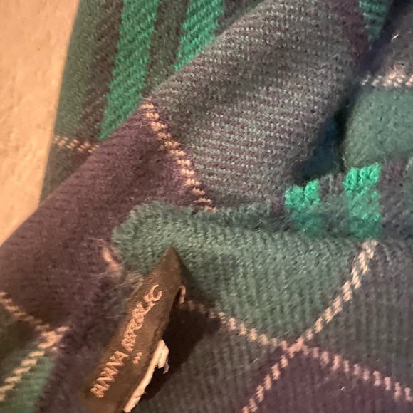 Banana Republic Navy/Green Donagle Plaid Scarf, Navy, Green - Picture 2 of 3